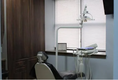 Dental treatment room
